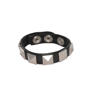 Si-95070 PYRAMID STUDDED 3 SNAP COCK RING